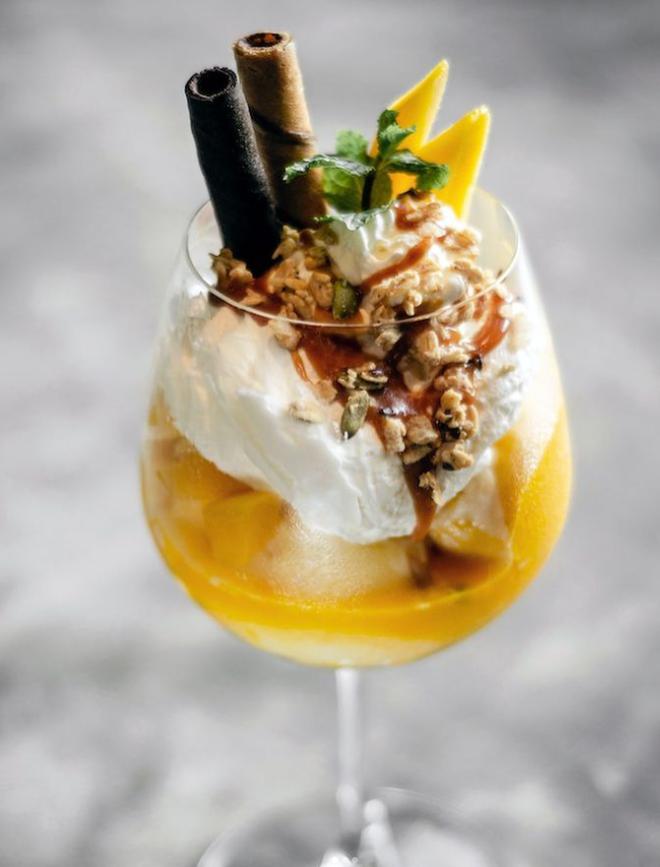 Plastikowy kieliszek Mega Balloon 860 ml